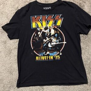Kiss Black Graphic Tee